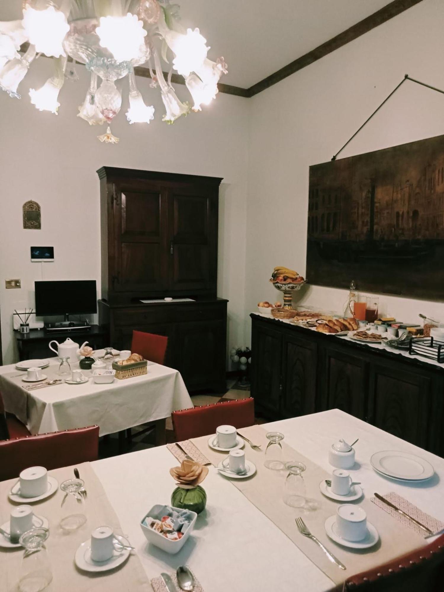 Bed & Breakfast Residenza Cuore Udine Luaran gambar